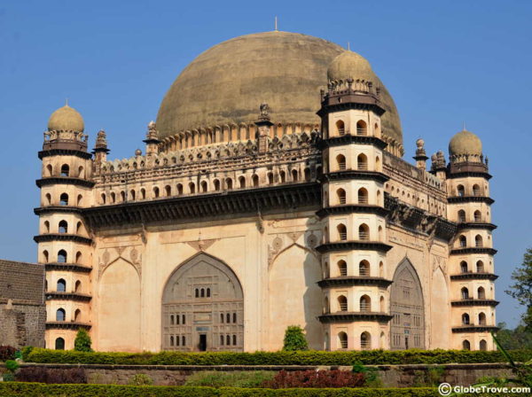 The Magnificent Gol Gumbaz A Walk Back To The 17th Century Globetrove 2674