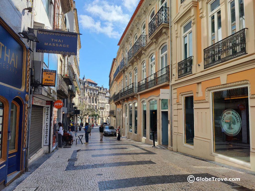 Mercure Porto Centro Aliados is another cool central hotel in Porto that you should consider.