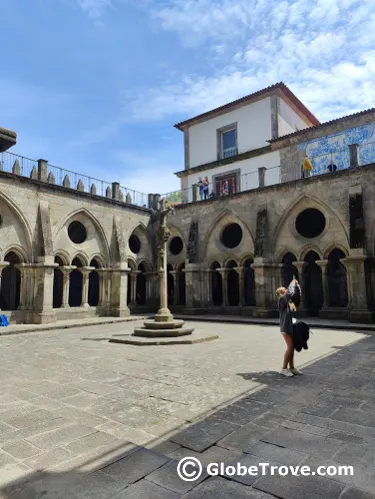 If you are interested in the churches, you will find that the Porto cathedral is one of the unique things to do in Porto.