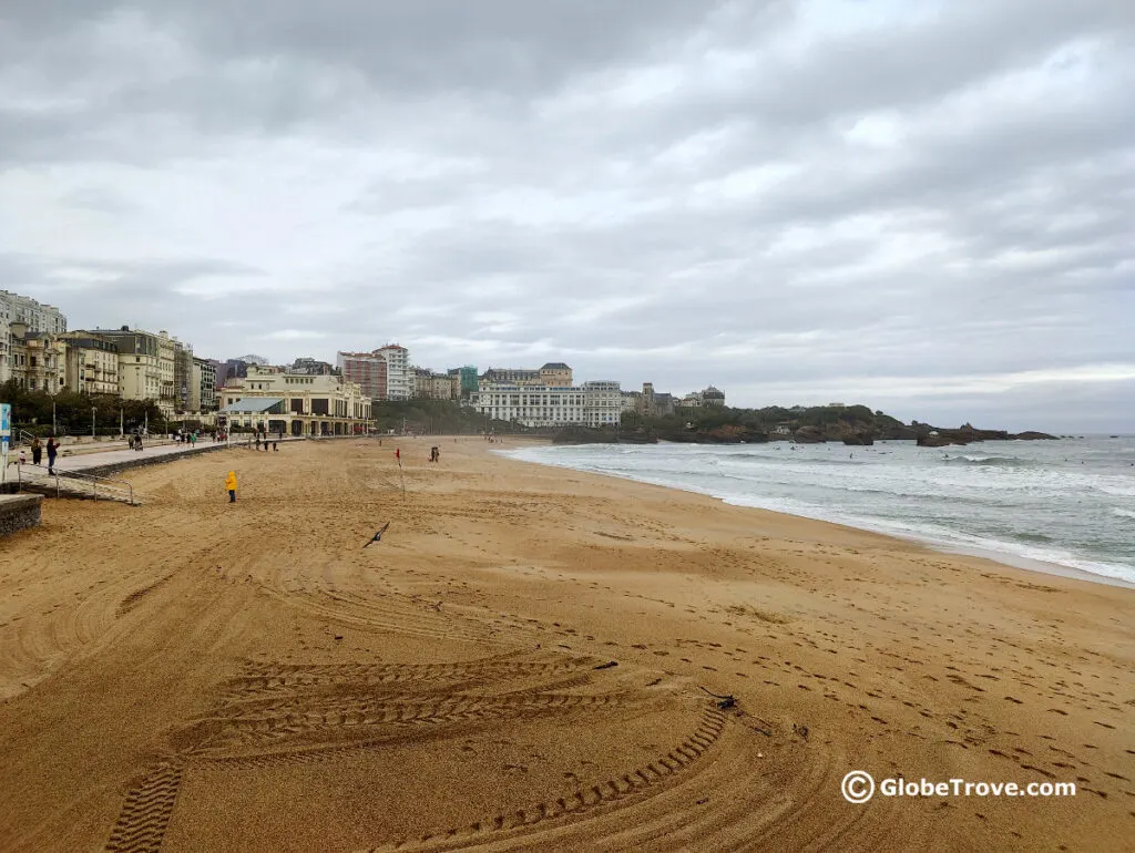 One of the cool things to do in Biarritz is to spend time in Playa de Biarritz