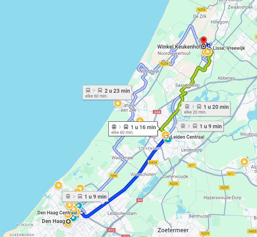 Map of how to get from Den Haag to Keukenhof gardens with a combination of train and bus.