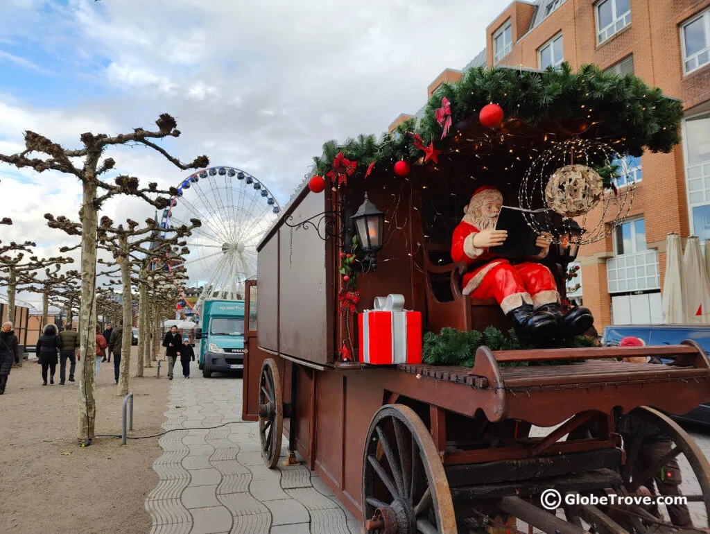 The Christmas market in Dusseldorf at Koningsallee